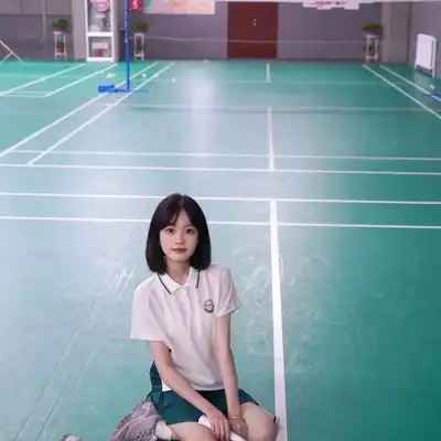 何伟